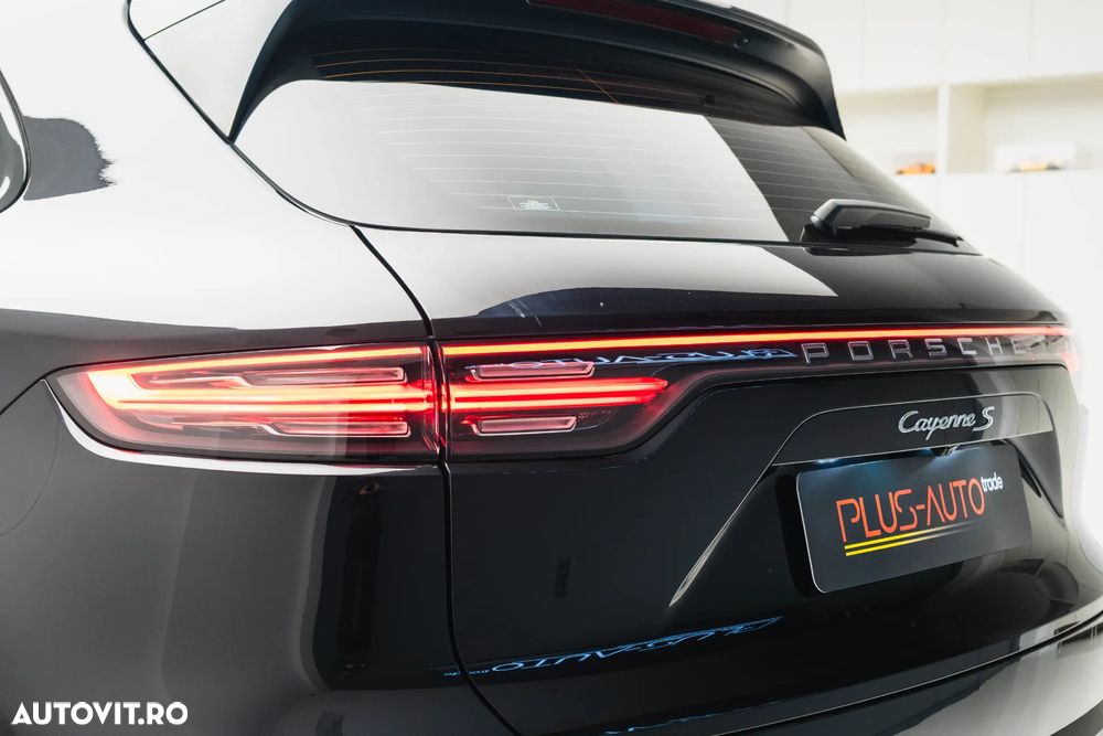 Porsche Cayenne S - 15