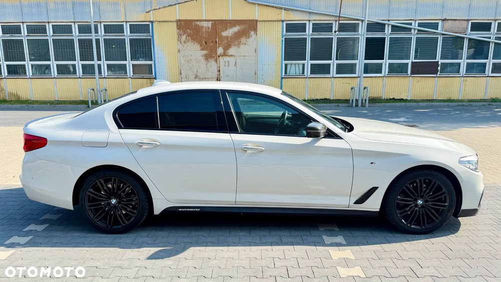BMW Seria 5 520d xDrive M Sport sport - 12
