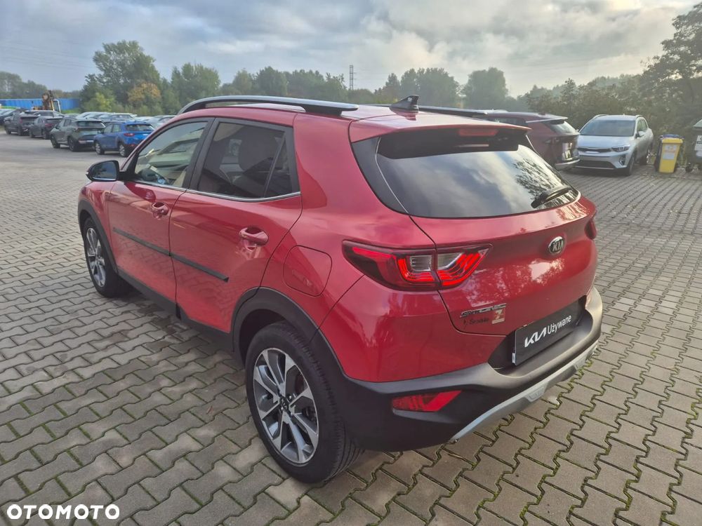 Kia Stonic 1.4 L - 6