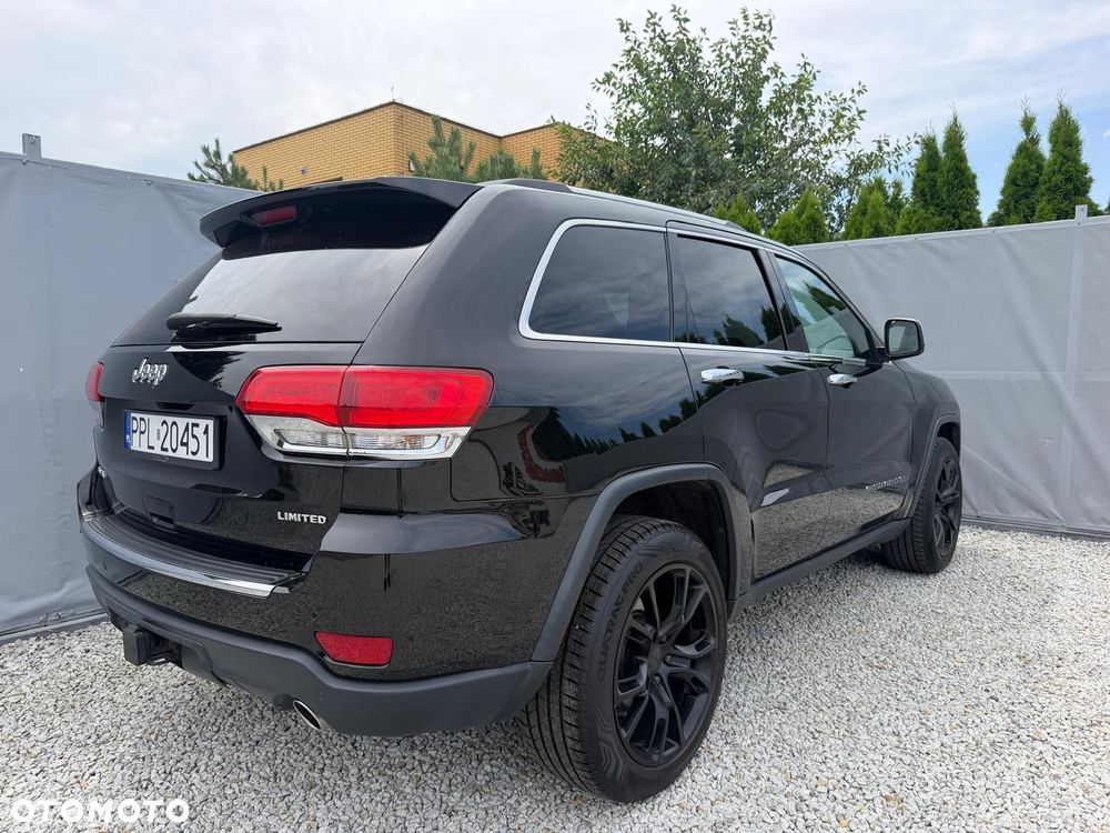 Jeep Grand Cherokee - 12