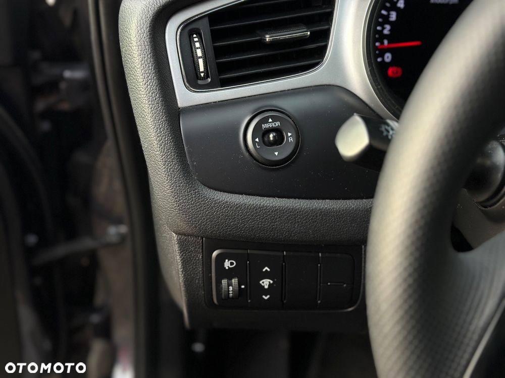 Kia Ceed 1.4 CVVT Attract plus - 16