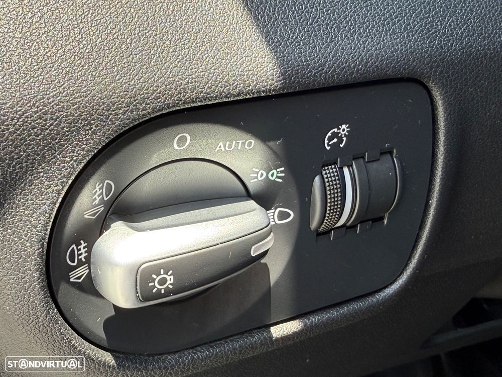 Audi A1 1.6 TDI Ambition - 19