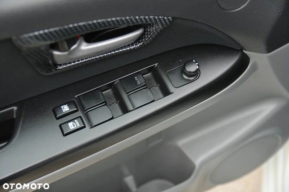 Suzuki SX4 - 29