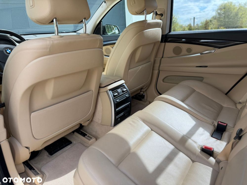 BMW 5GT 520d - 14