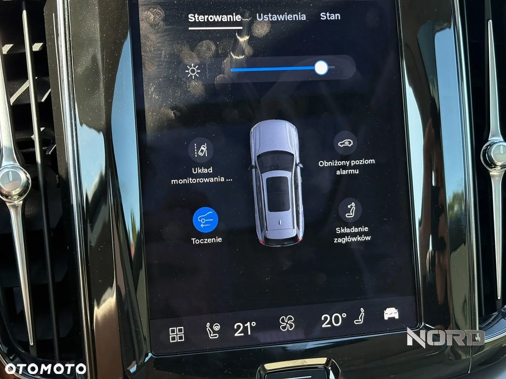Volvo XC 60 T6 Plug-In Hybrid AWD Core - 26