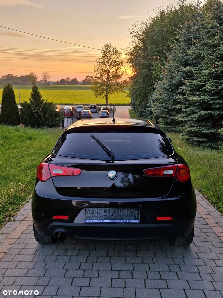 Alfa Romeo Giulietta 1.4 TB 16V - 9