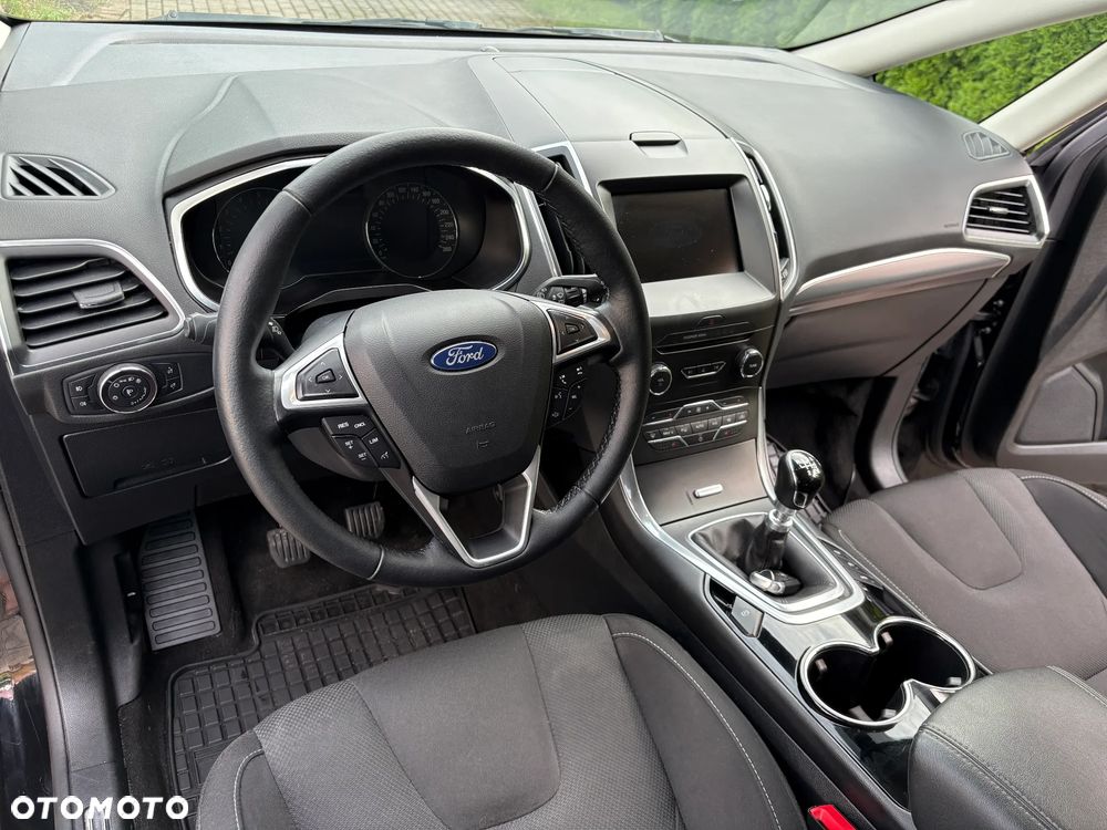 Ford S-Max 2.0 EcoBlue Titanium - 13