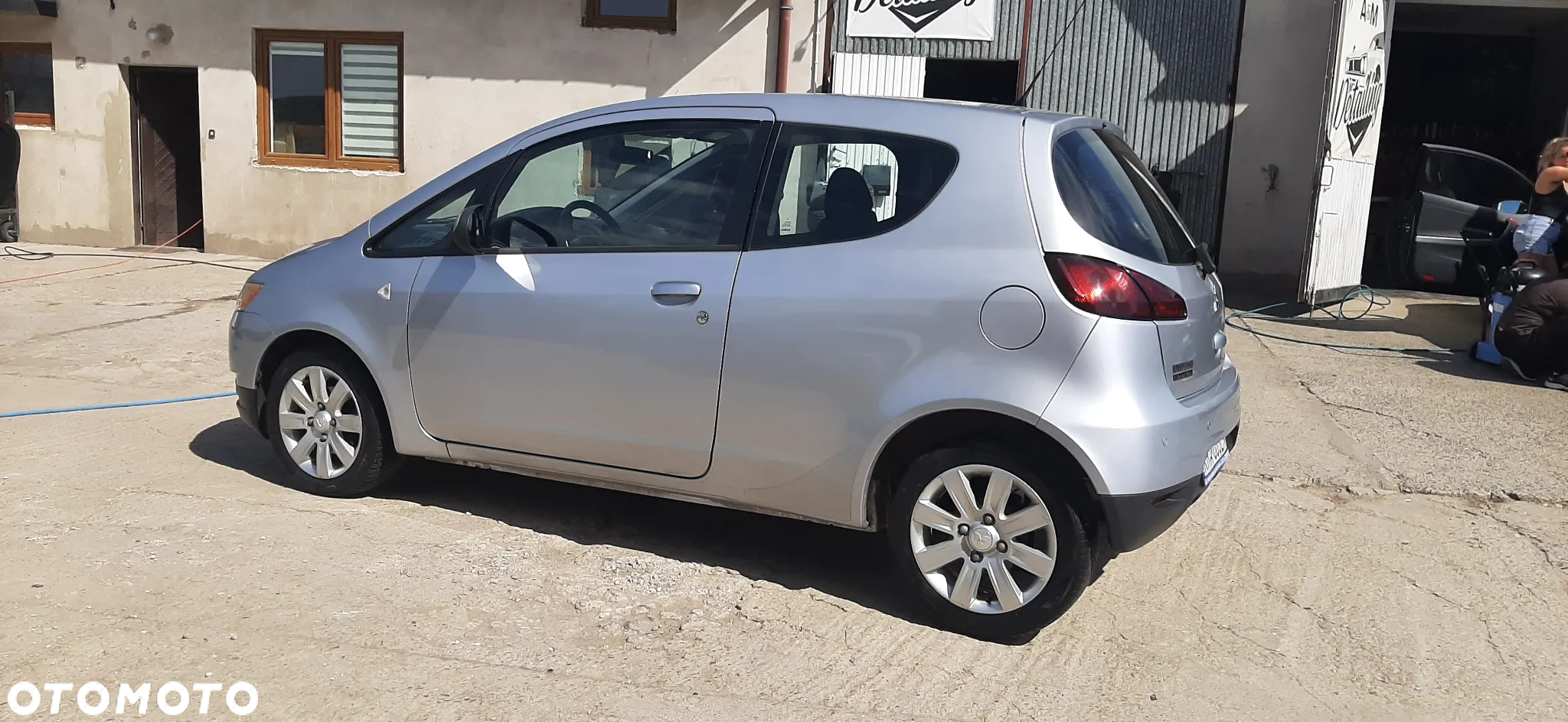 Mitsubishi Colt - 16