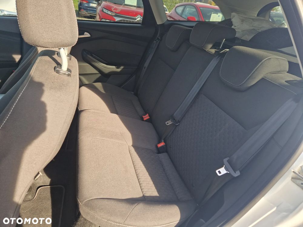 Ford Focus - 20