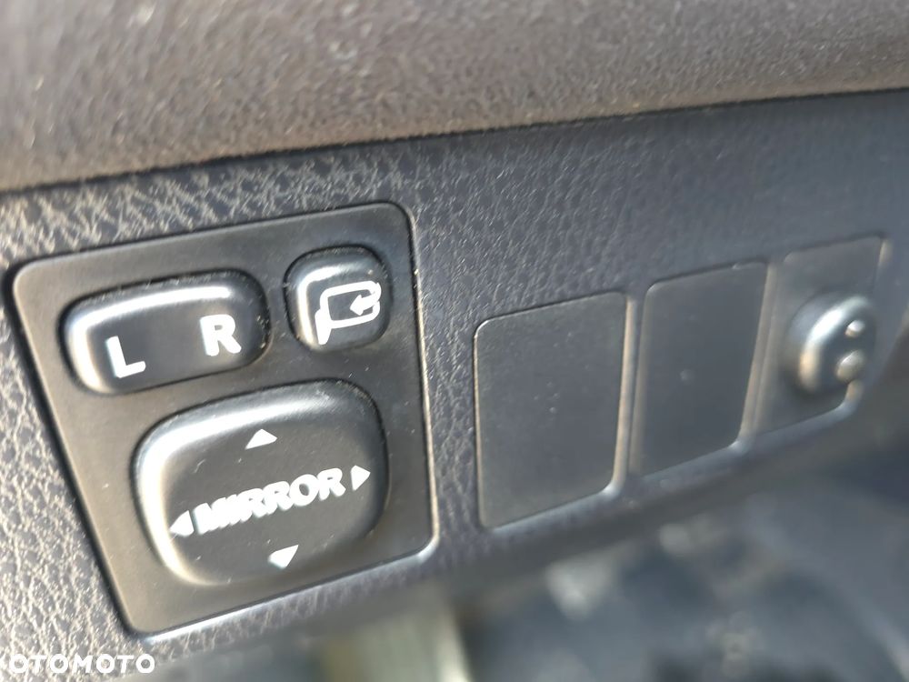 Toyota RAV4 2.0 Premium - 17