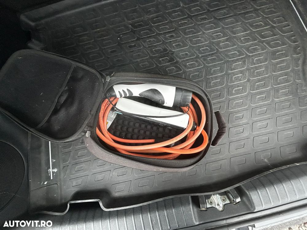 Kia Niro 1.6 GDI PHEV 2WD Aut. Edition 7 - 10