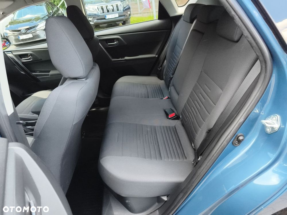 Toyota Auris - 15