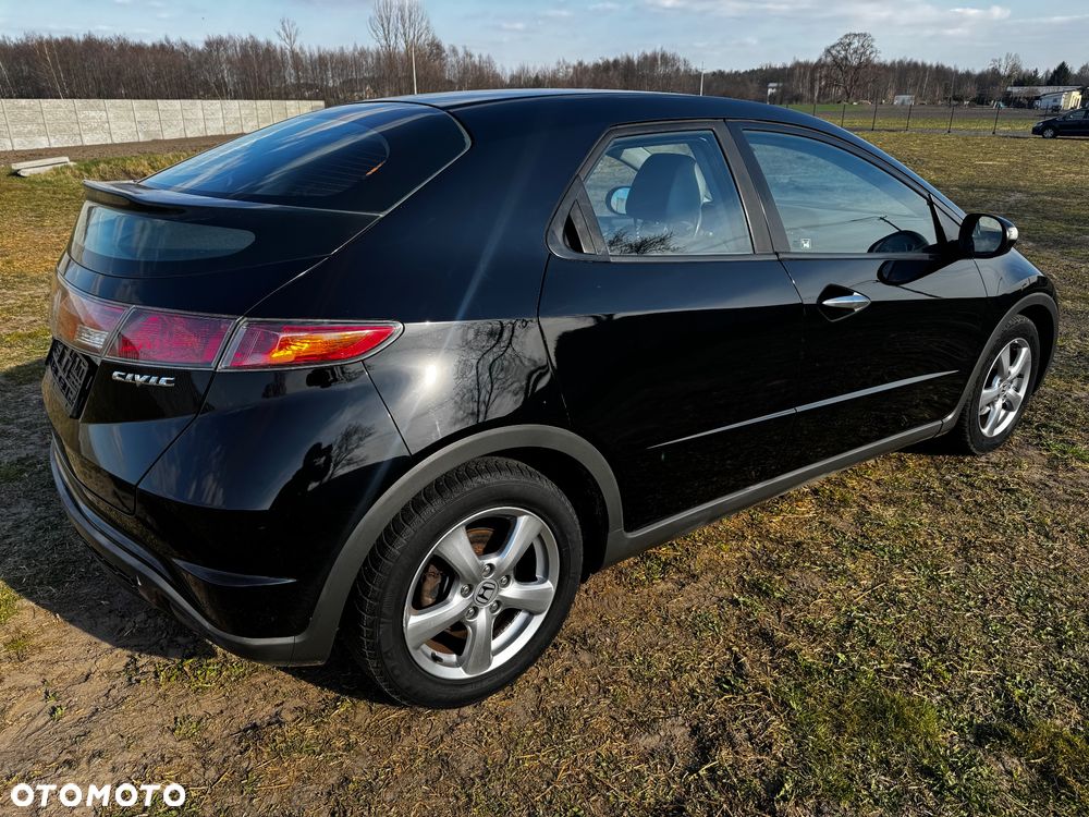 Honda Civic 1.4i-DSi - 12