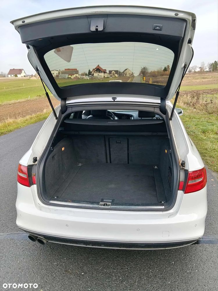 Audi A4 Avant 2.0 TDI Quattro S tronic - 3