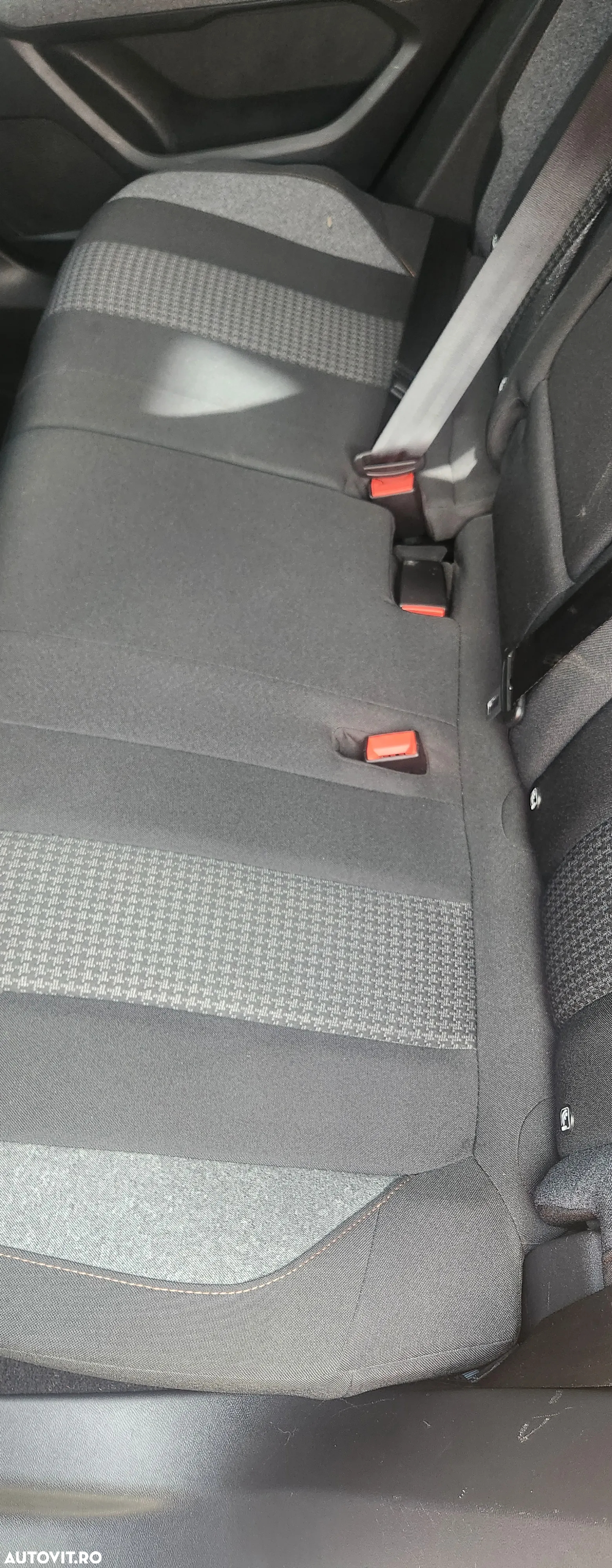 Peugeot 3008 1.2 PureTech 130 EAT8 Active Pack - 17