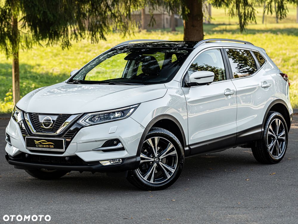 Nissan Qashqai 1.6 DIG-T N-Connecta - 24
