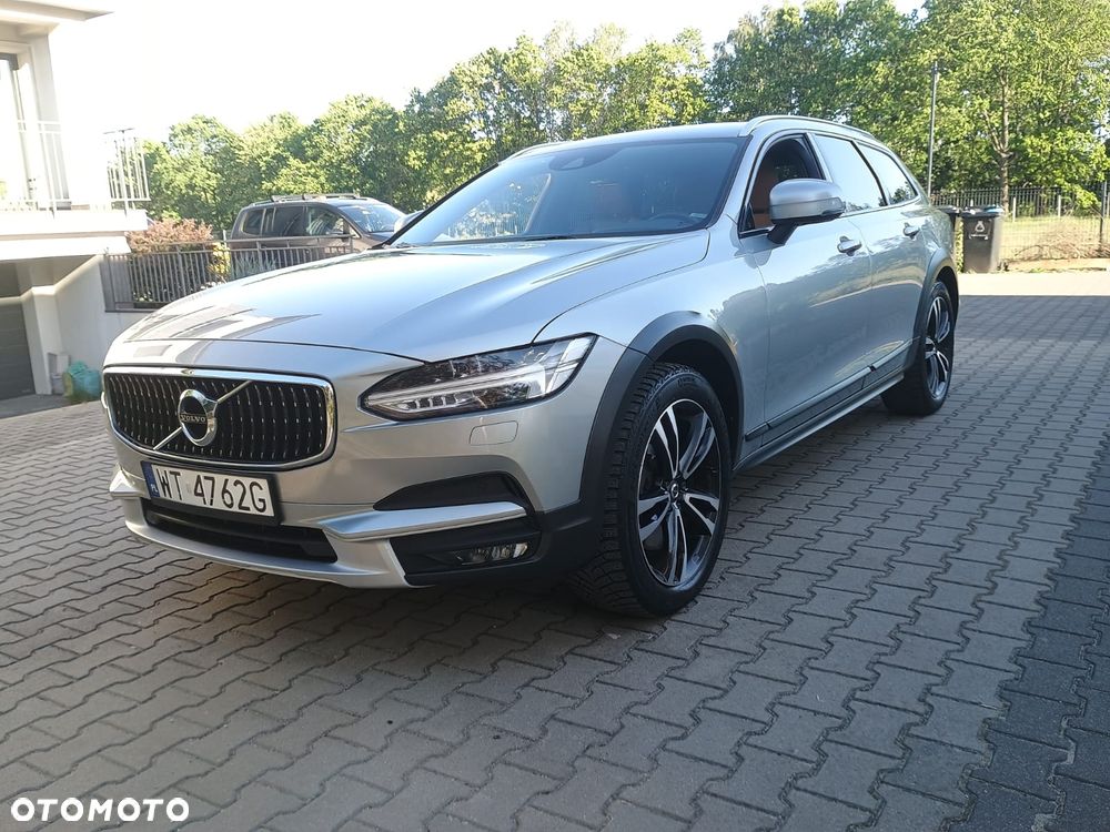 Volvo V90 Cross Country D4 AWD - 1