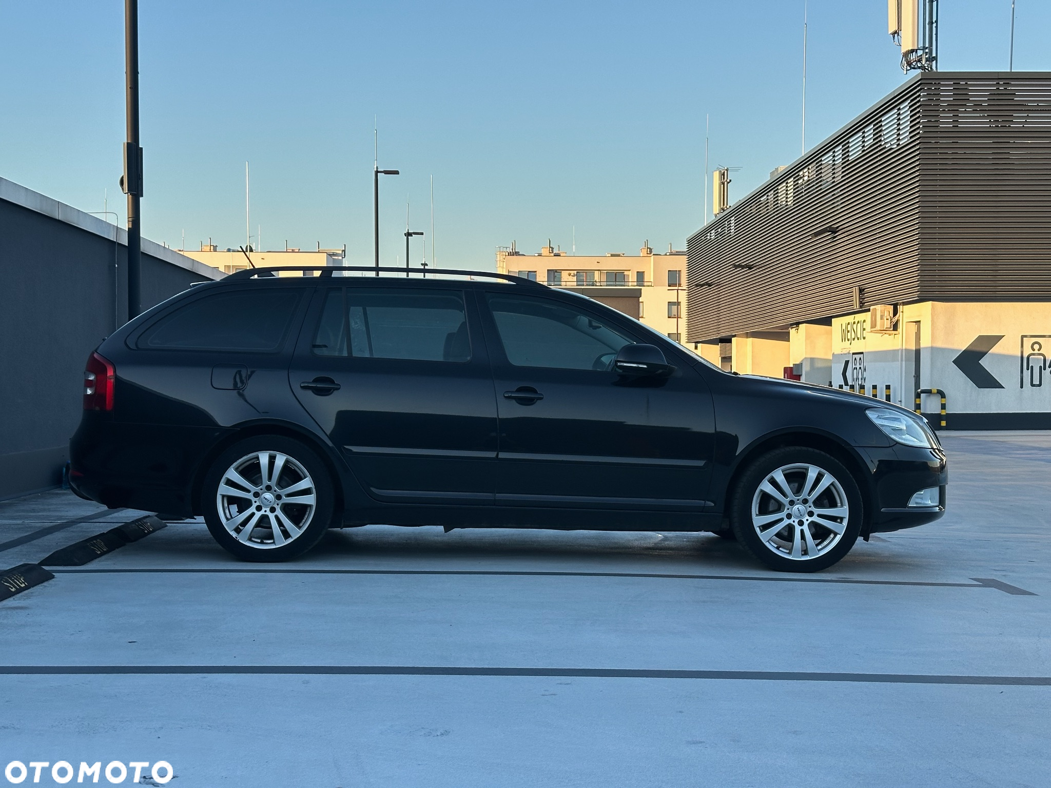 Skoda Octavia 2.0 TDI DPF Elegance DSG - 6