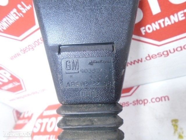 PRÉ-TENSOR AIRBAG DIREITO OPEL CORSA B 1998 -90387492 - 1