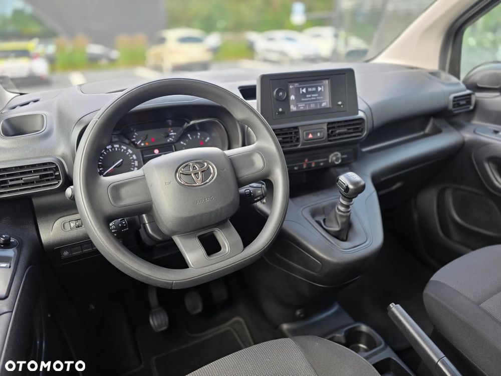Toyota Proace City Verso 1.2 D-4T Business - 25