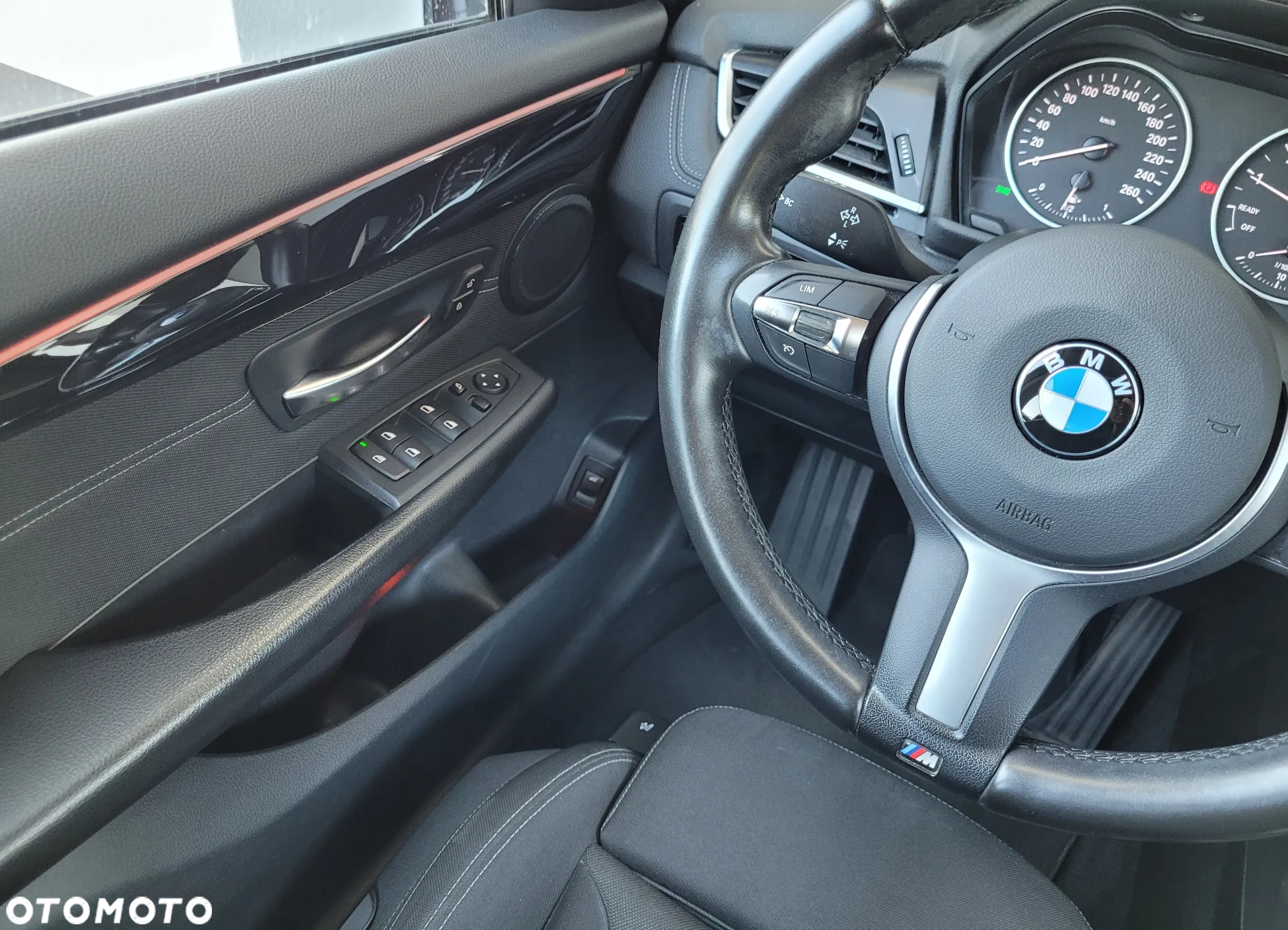 BMW Seria 2 218i Active Tourer M Sport - 13