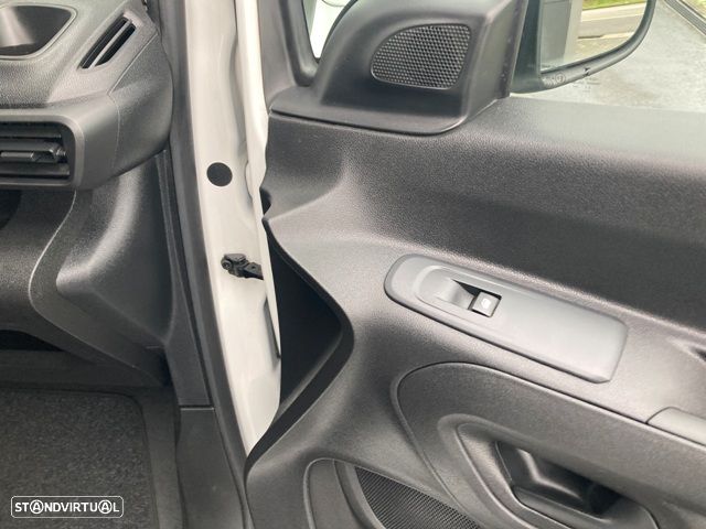 Citroën BERLINGO L1 1.5 HDI IVA DEDUTIVEL - 12