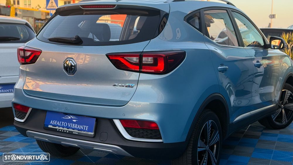 MG ZS Luxury - 3
