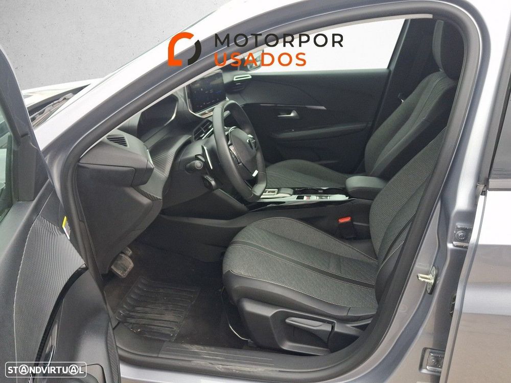 Peugeot 208 1.2 Hybrid Allure e-DCS6 - 9