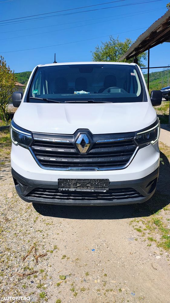 Renault Trafic - 1