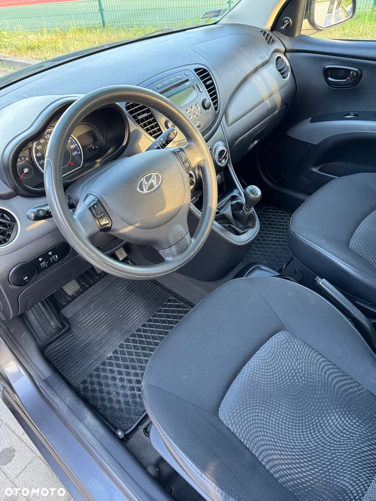 Hyundai i10 1.1 Classic + - 9