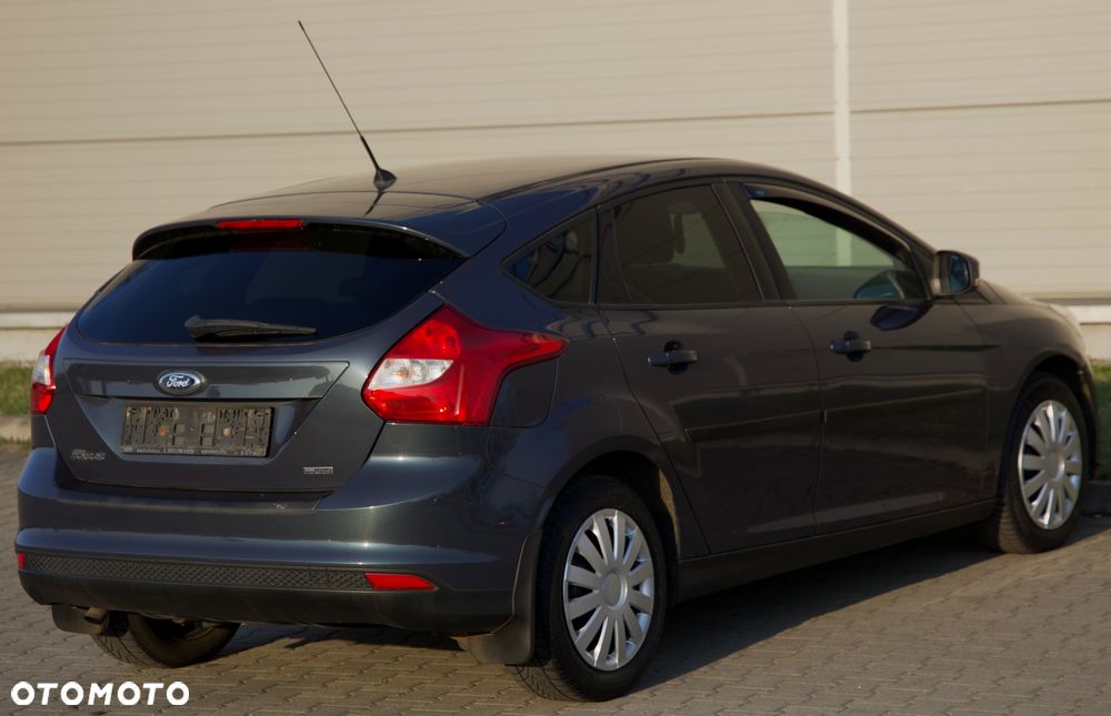 Ford Focus 1.0 EcoBoost Start-Stopp-System Ambiente - 22