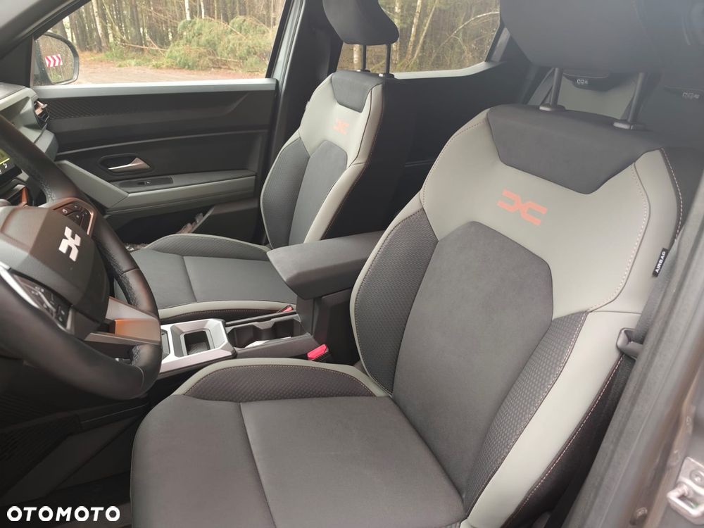 Dacia Duster 1.6 Full Hybrid 140 Extreme MMT - 8