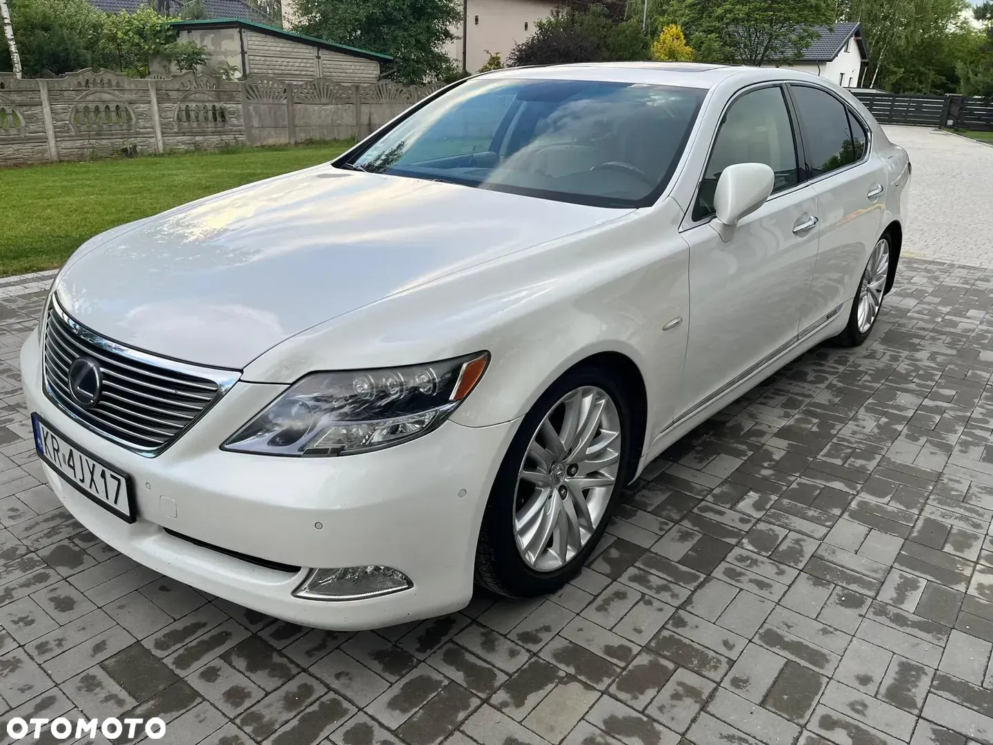 Lexus LS 600h Elegance - 6