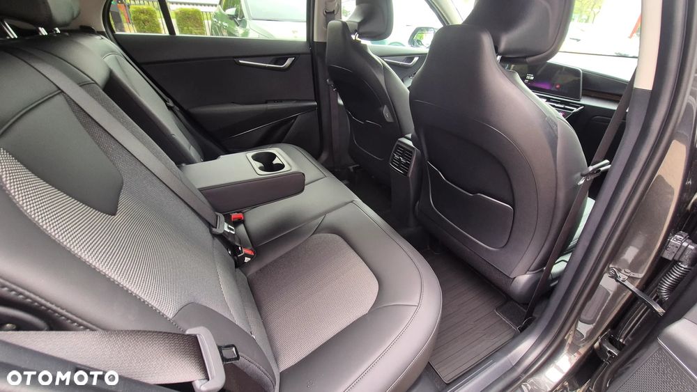 Kia Niro 1.6 GDI Hybrid L - 11
