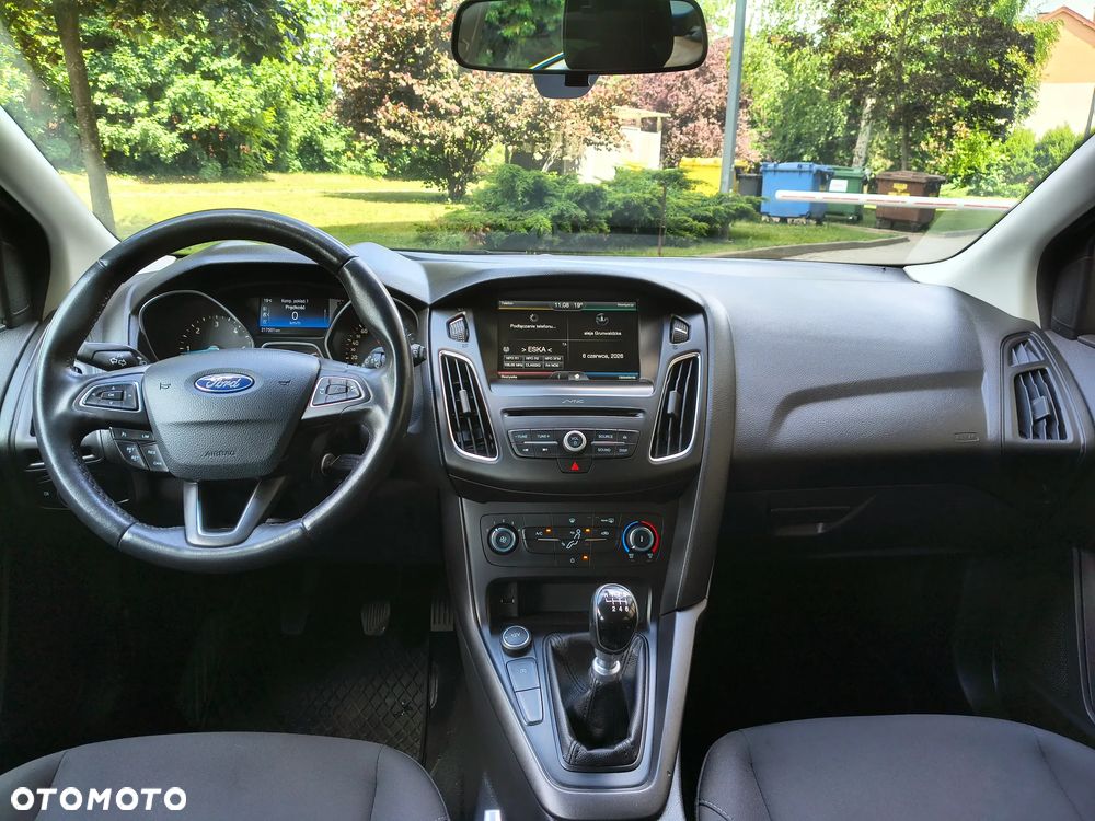 Ford Focus 1.5 TDCi SYNC Edition - 26