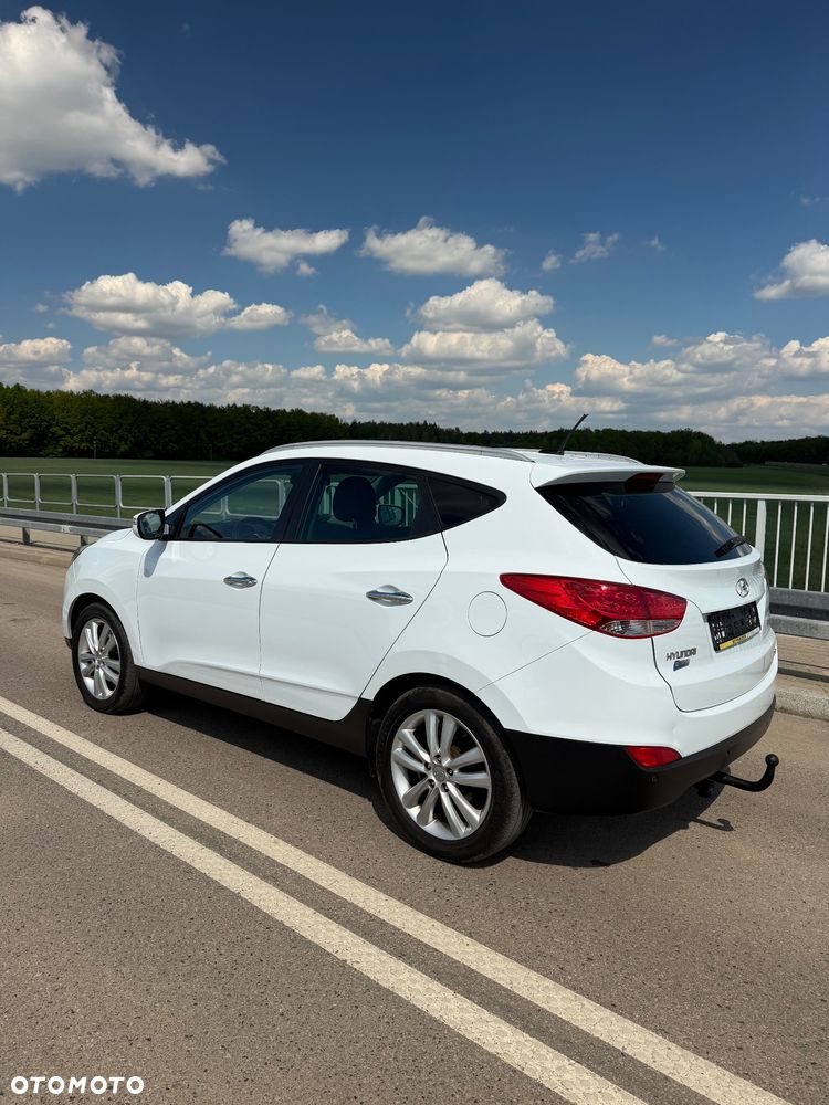 Hyundai ix35 2.0 CRDi 4WD Premium - 4