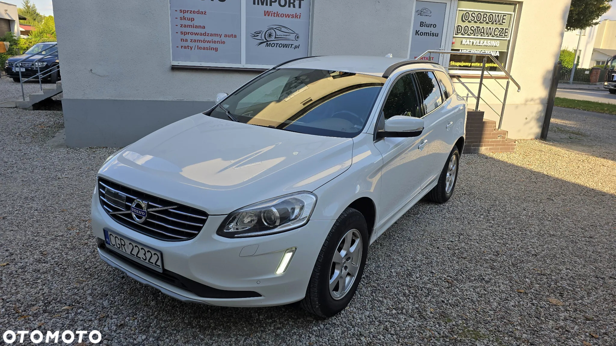 Volvo XC 60 D4 Momentum Pro - 3