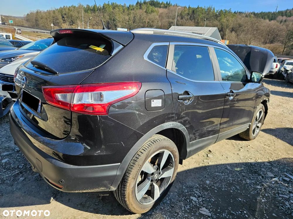 Nissan Qashqai 1.2 DIG-T Xtronic TEKNA+ - 3