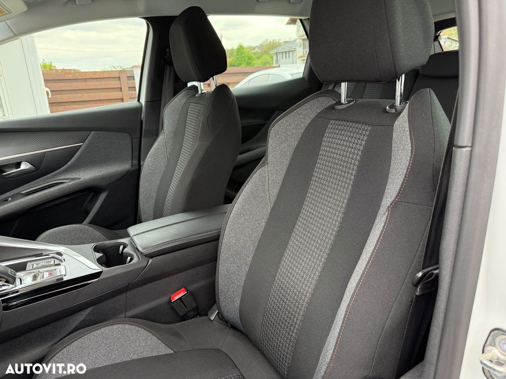 Peugeot 3008 1.5 BlueHDI S&S EAT8 GT-Line - 23