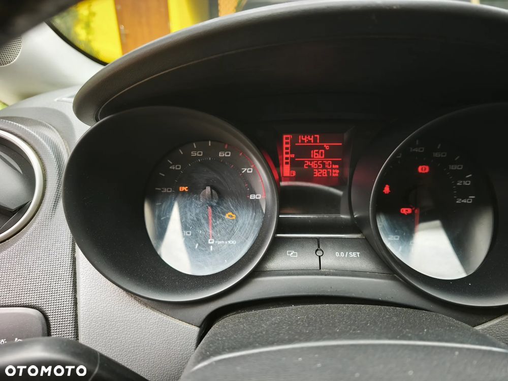 Seat Ibiza 1.4 16V Style - 8