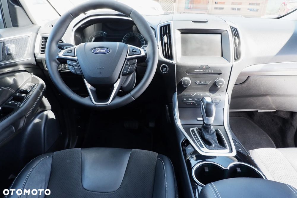 Ford S-Max 2.0 TDCi 4WD Titanium PowerShift - 14