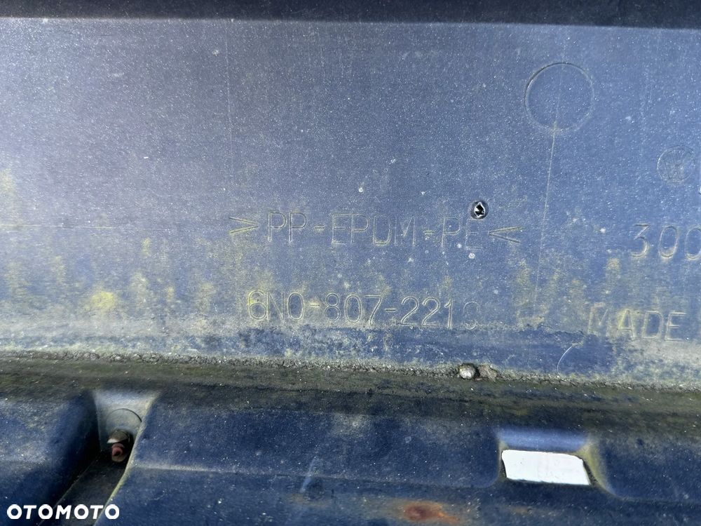 ZDERZAK PRZEDNI VOLKSWAGEN	POLO 1995-	OE UŻYWANY	6N0807221C - 5