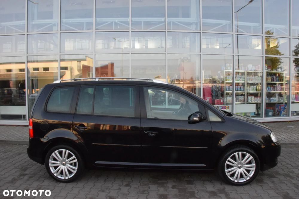 Volkswagen Touran - 7