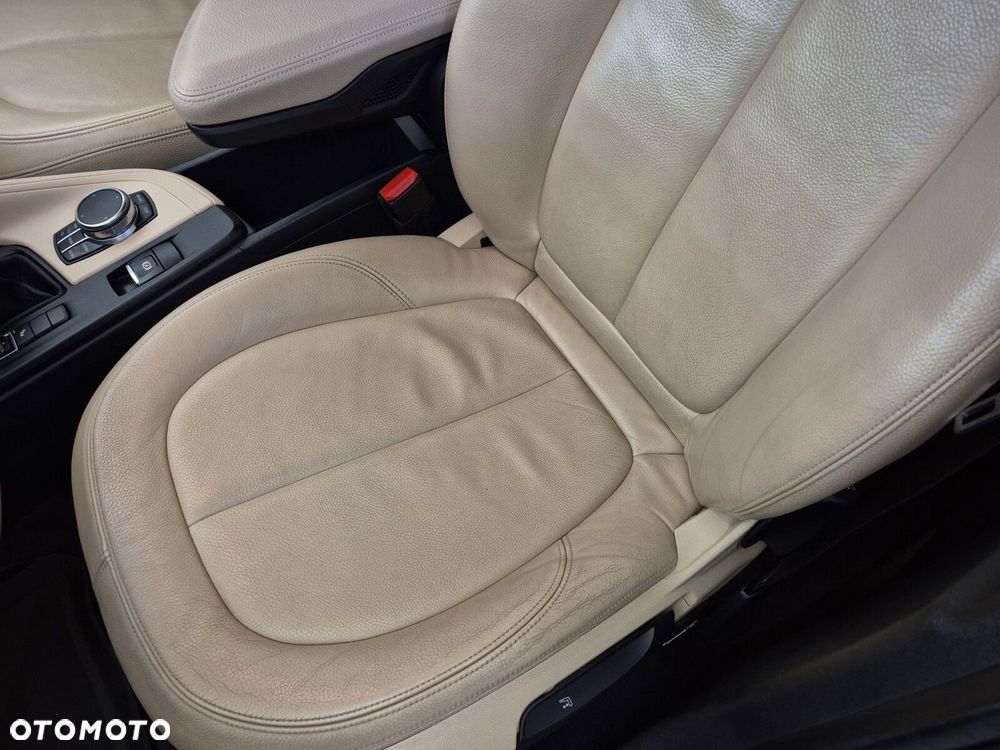 BMW X1 sDrive18d Advantage - 14