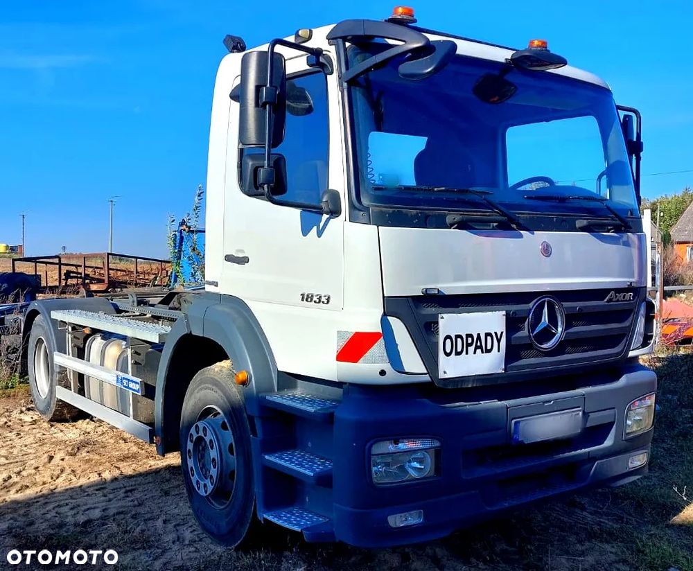 Mercedes-Benz AXOR 1833