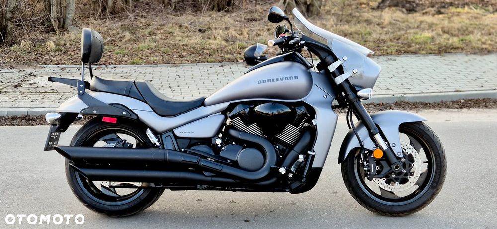Suzuki Boulevard - 4