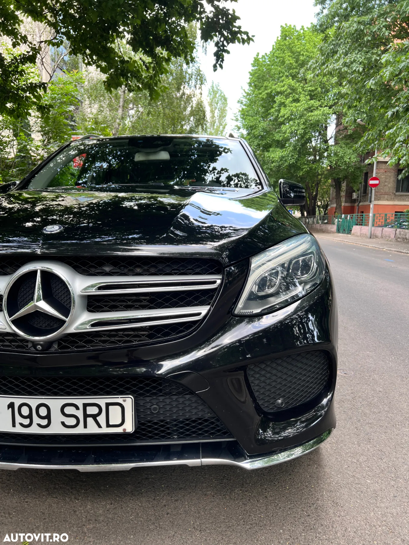 Mercedes-Benz GLE 250 d 4MATIC - 12