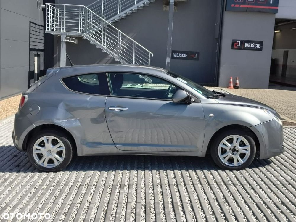 Alfa Romeo Mito - 8