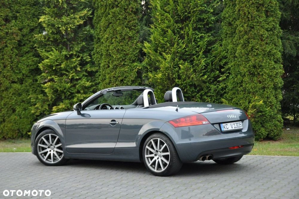 Audi TT Roadster - 17