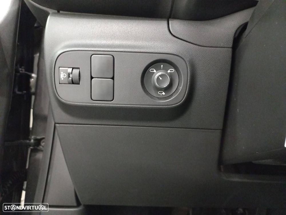 Citroën C3 1.2 PureTech C-Series - 22